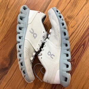 On Running Cloud X Shoes Women’s Size 7.5 Aloe Surf Color